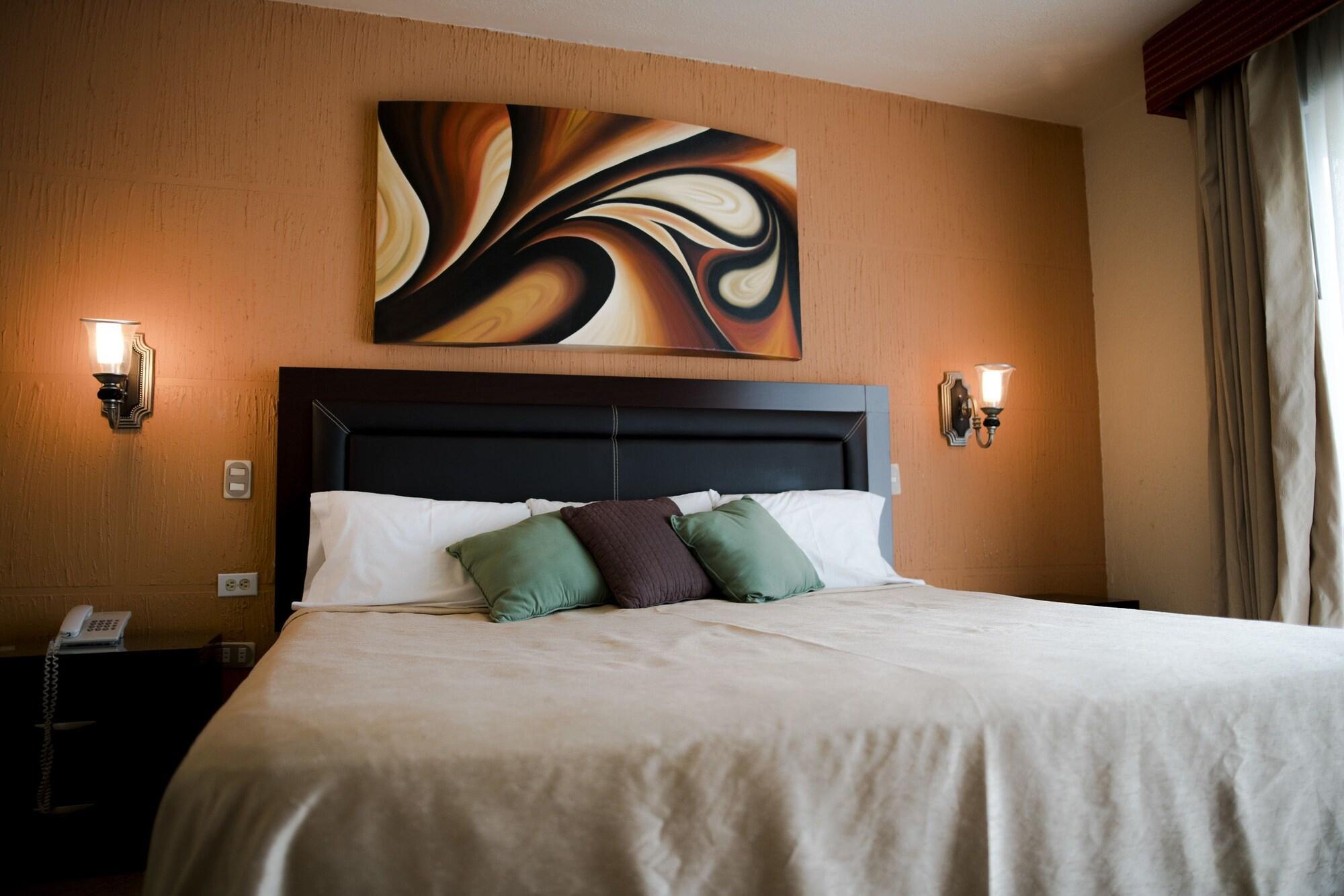 EH Ejecutivo Urban Hotel Tepic Exterior foto