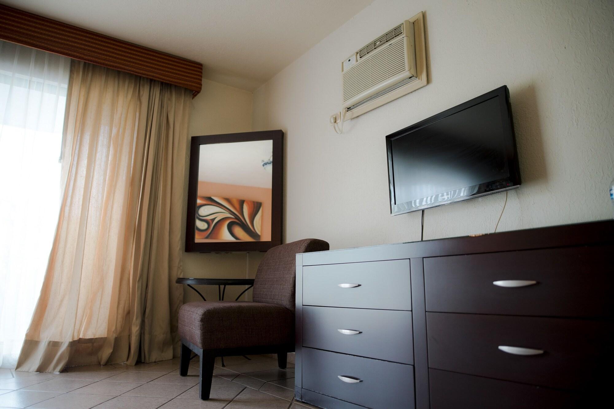 EH Ejecutivo Urban Hotel Tepic Exterior foto
